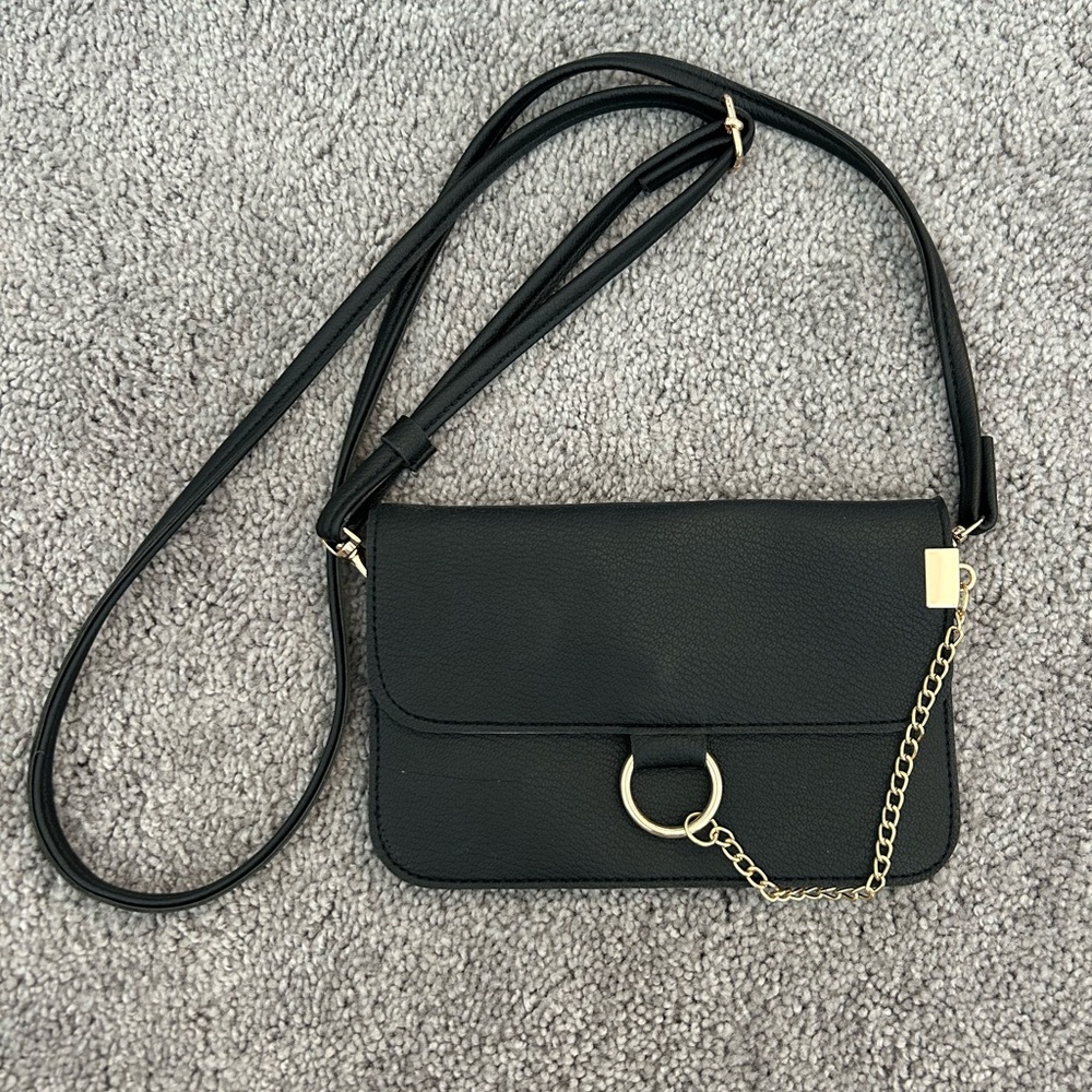 Black Crossbody Bag with Gold Chain